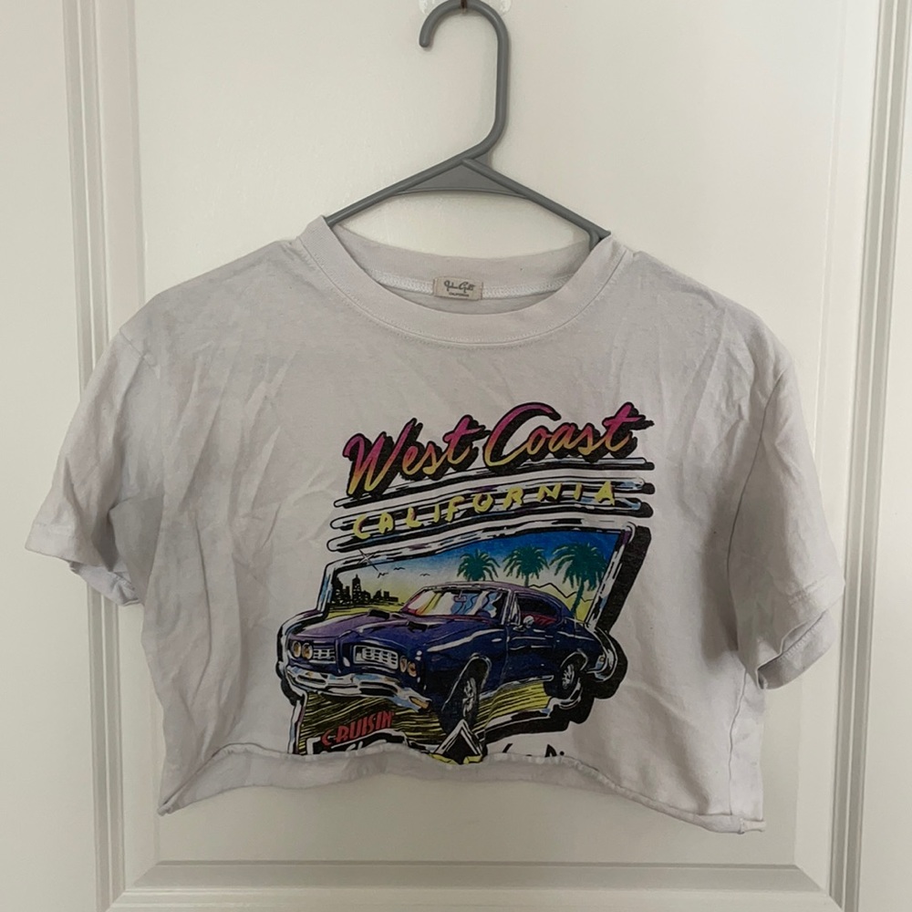 Brandy Melville (John Galt) - Cropped CA Graphic T